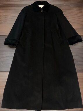 Liz Claiborne Wool Coat Women’s Size 10 Black Long Button Up